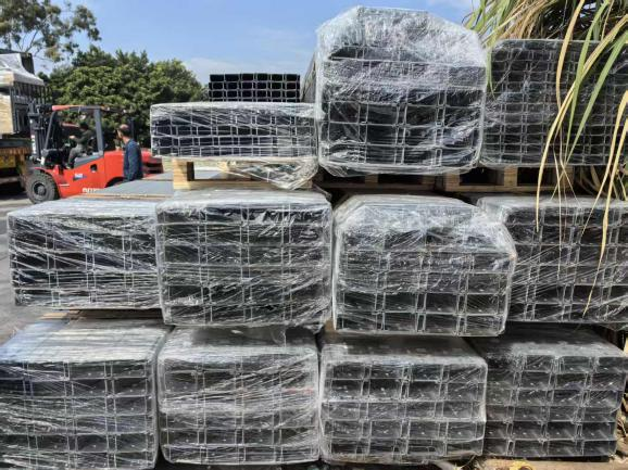 O projeto de fazendas fotovoltaicas agrícolas de 2 MW foi enviado.