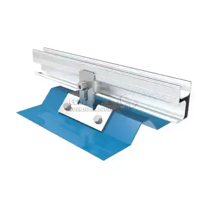 Braçadeira de telhado para montagem em painéis solares